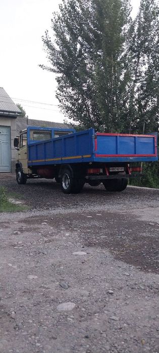 Mersedes 814 Gigant