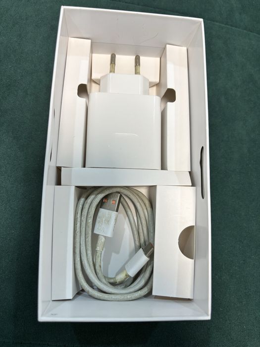 Телефон HUAWEI nova 10 SE