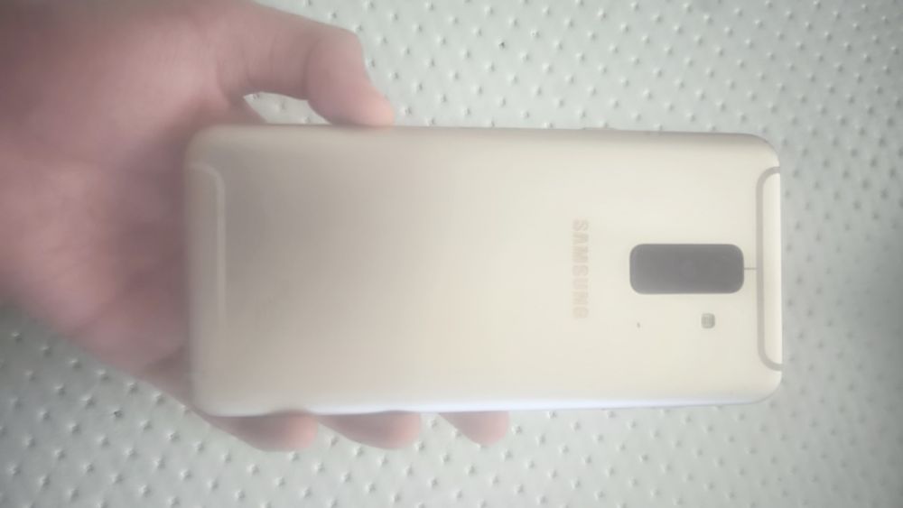 Samsung Galaxy A6+