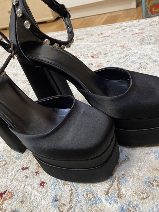 Продам вечерный туфли