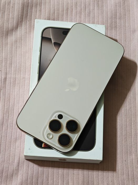 iPhone 16 Pro Max 256 gb ёмкость 100