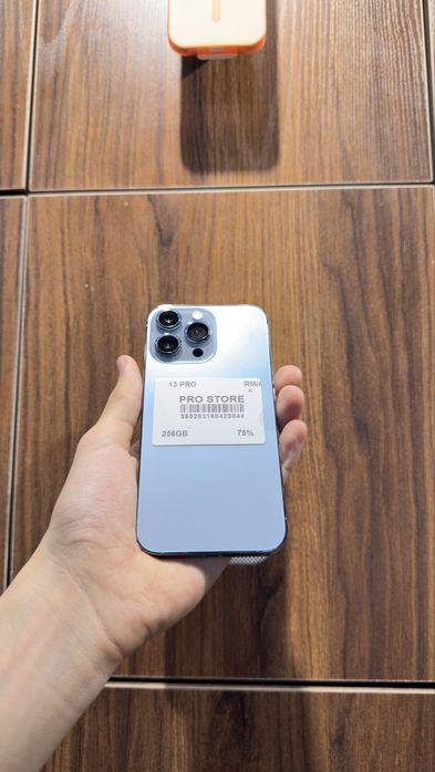 iphone 13 pro blue