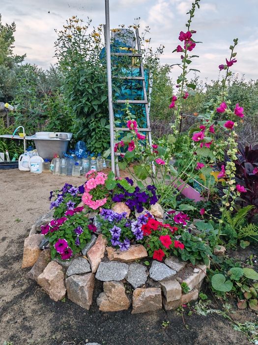 Продам дачу в черте города