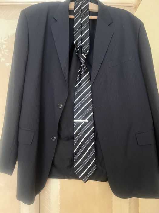 Мъжки костюм- официален