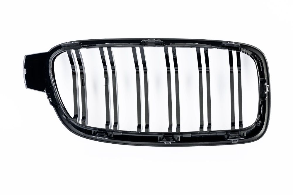Бъбреци Решетки Двойни За БМВ BMW F30 F31 Черен Гланц М3 Тип След 2012