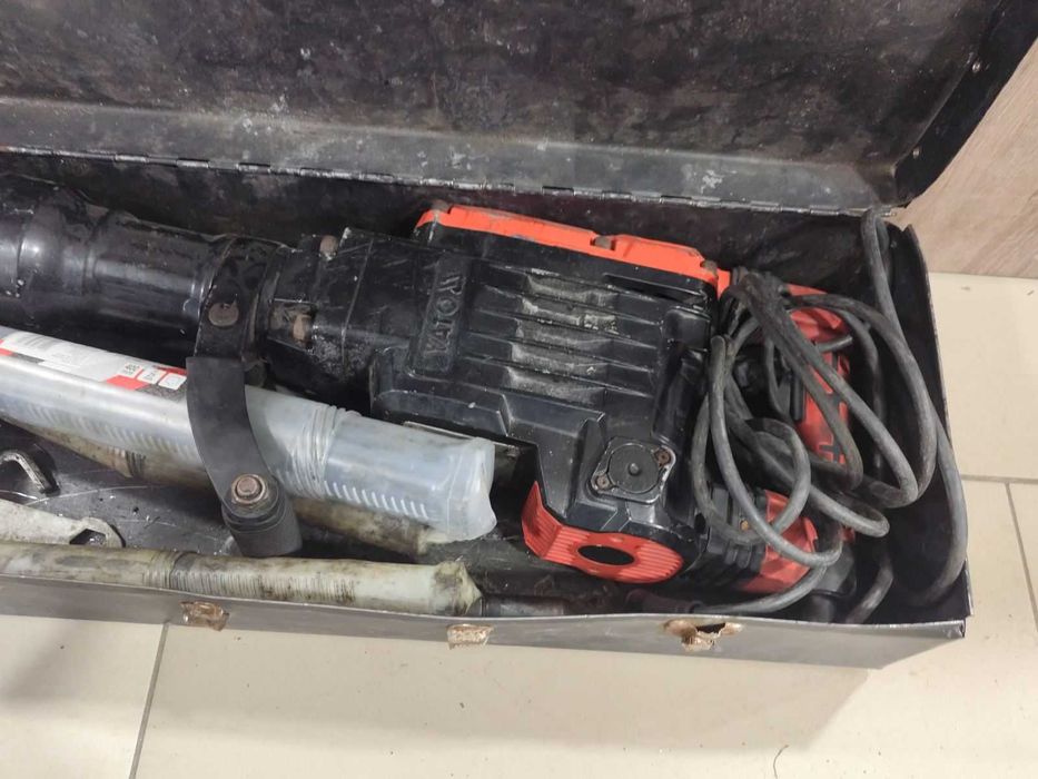 Къртач YATO-82002, 70 J, HEX, 1600 W