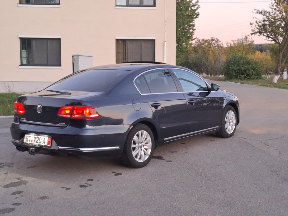 Volkswagen Passat,,Highline,, Limuzină, 2.0.t.d.i. 140 cai Automat,an fabricație 2011,euro 5,recent adus în țară!