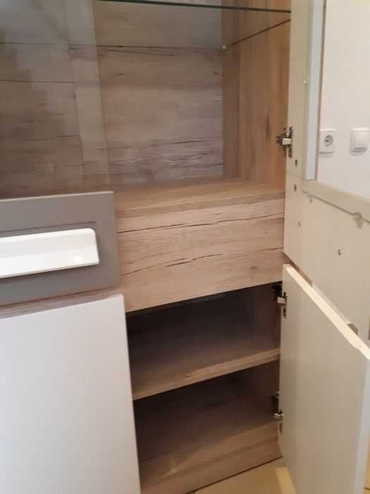 Vitrina Fresco, cu doua usi de sticla