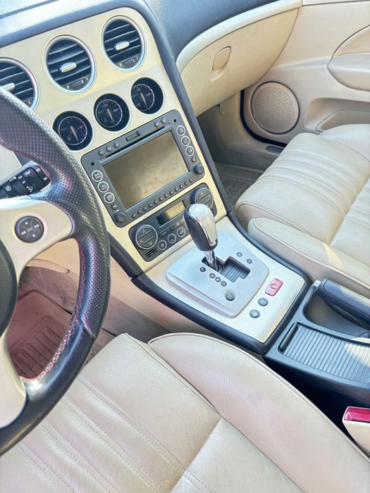 Алфа Ромео 159 2.4 200кс автомат НАПЪЛНО  ОБСЛУЖЕНА.