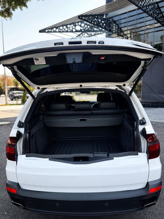 BMW X5 XDrive 4.8i