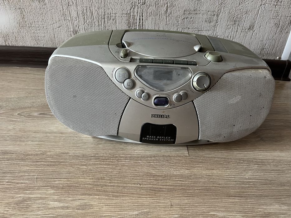 Бумбокс, магнитофон