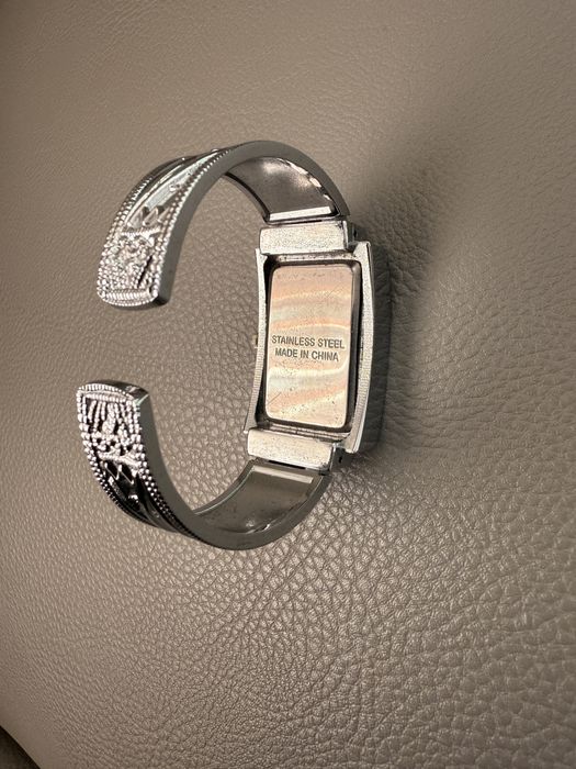 Дамски часовник гривна