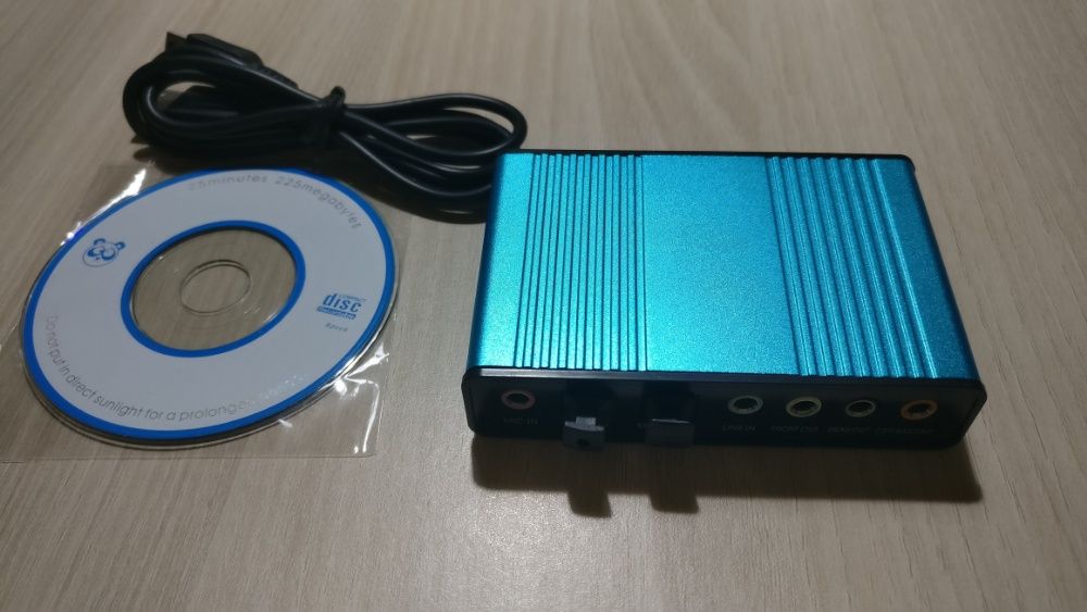 Placa de sunet 5.1 USB intrare si iesire optica 2 jack in 3 jack out