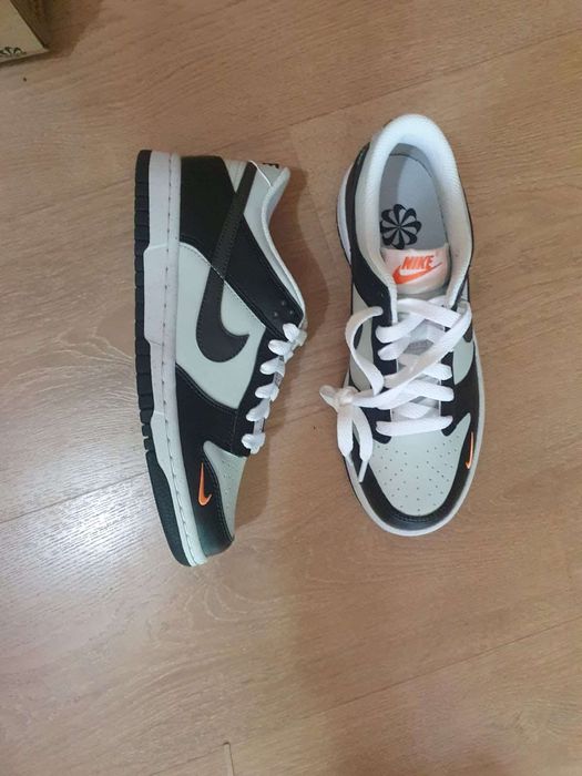 Juniors Nike Dunk Low (GS) Black Bright Mandarin