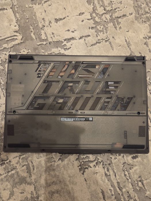 Vand laptop NOU de GAMING