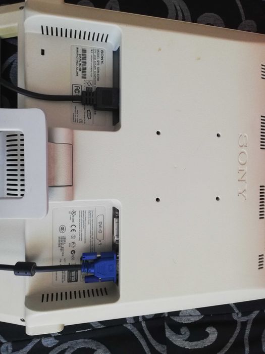 Монитор за PC- SONY