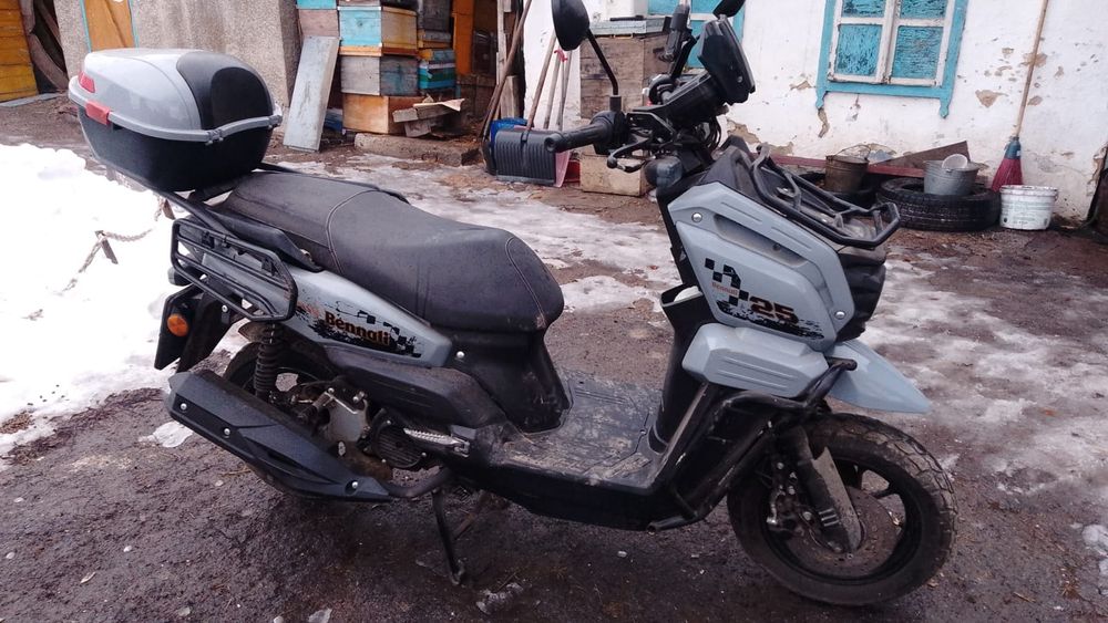 Продаю мопед Танк про