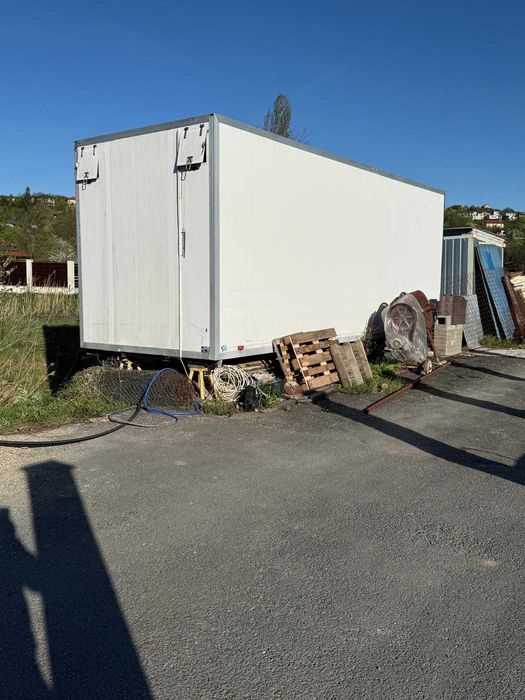 vand cub container