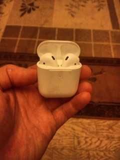 Блютуз наушники Apple