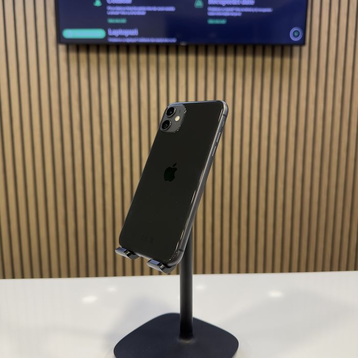 iPhone 11 64GB Black \ Garantie 12 LUNI \ iDroid