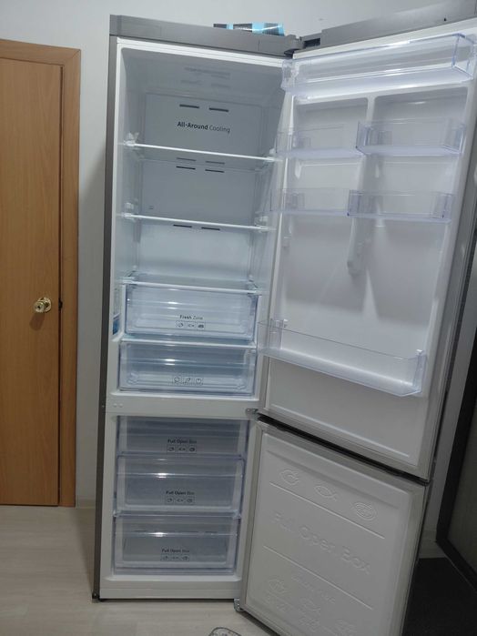 Холодильник самсунг