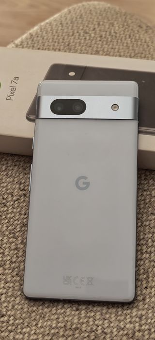 Google Pixel 7a – Full Box + Folie + Husa Spigen