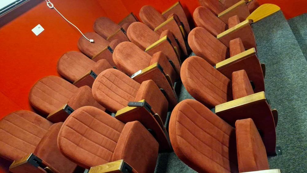 Scaune pentru cinematograf, evenimente, spatiu privat