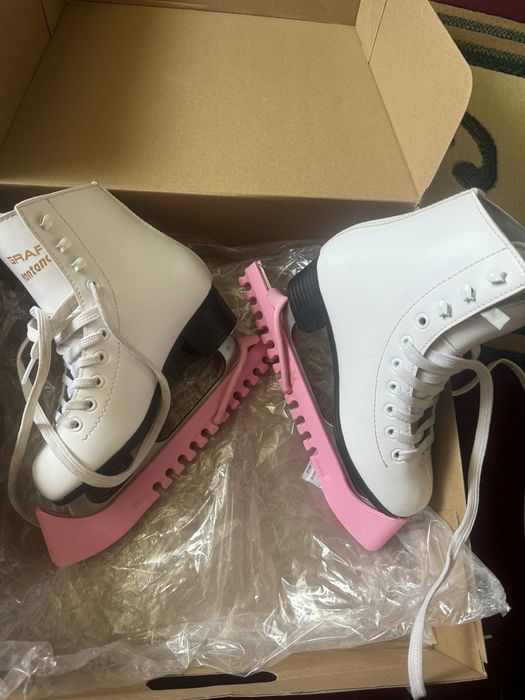 Коньки детские