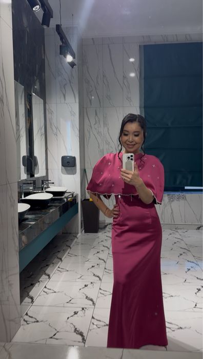 Продаётся платье Bergamo