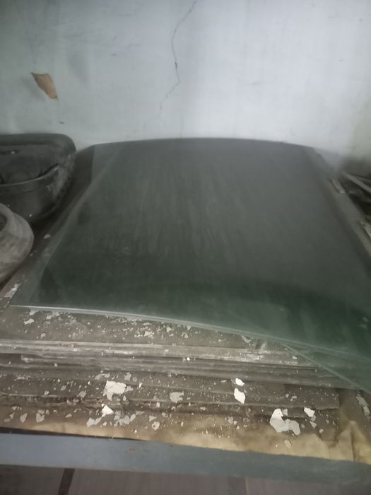 Продам запчасти на BMW