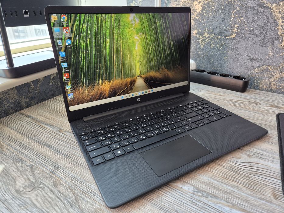 Ноутбук HP Corei3 шустрый сост отлич модель 15s-fq2008ci