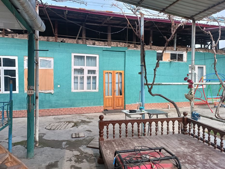 5,85 сўтихли ховли сотилади  Айрапорт олтин водий махалла