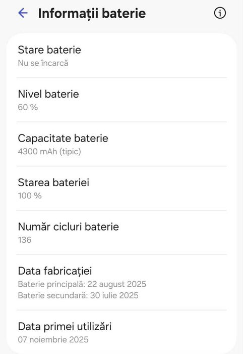 Vând Samsung Galaxy Z Flip 7 (256GB), culoare Coral Red