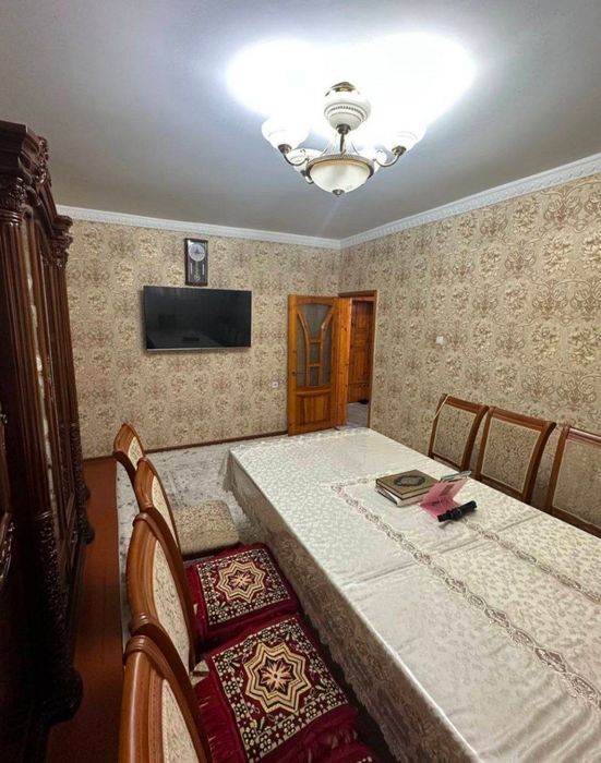 Продаётся квартира Юнусабад 5кв 4/7/9