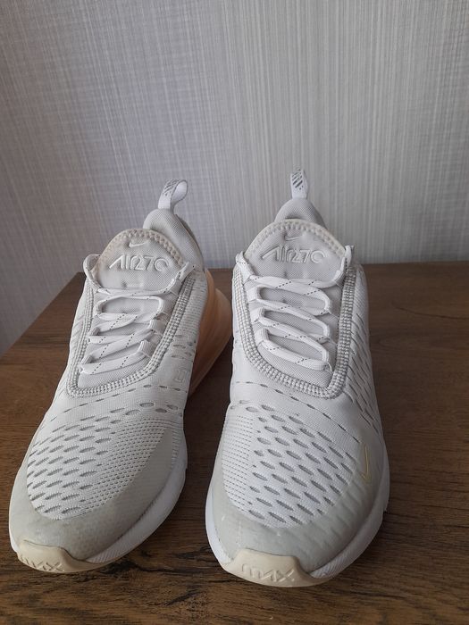 Nike Air max 270 маратонки 38 номер.
