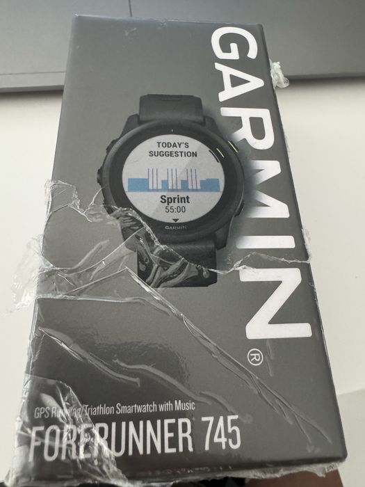 Garmin forerunner 745