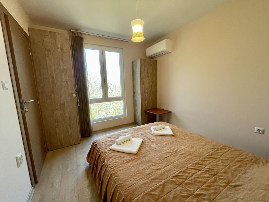 Двуетажна къща, под наем, м-т Ален мак