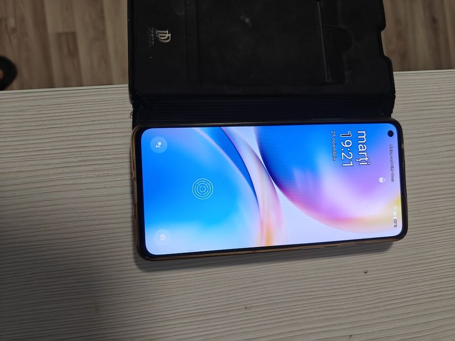 OnePlus 8t 256 gb, în stare impecabila de funcționare