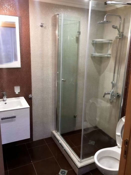 Двустаен апартамент под наем в кв. Кършияка, к-с Роял Сити