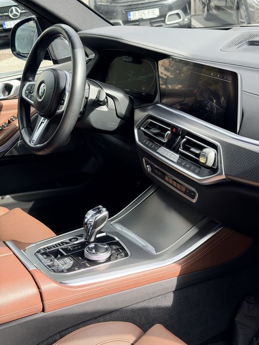 BMW X5 xDrive 30d, An 03.2019, km=95500, culoare negru metalizat, stare excelentă