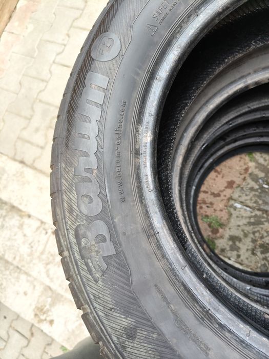 Cauciucuri de vara, Barum Bravuris 2, 215/60/16, aproape noi