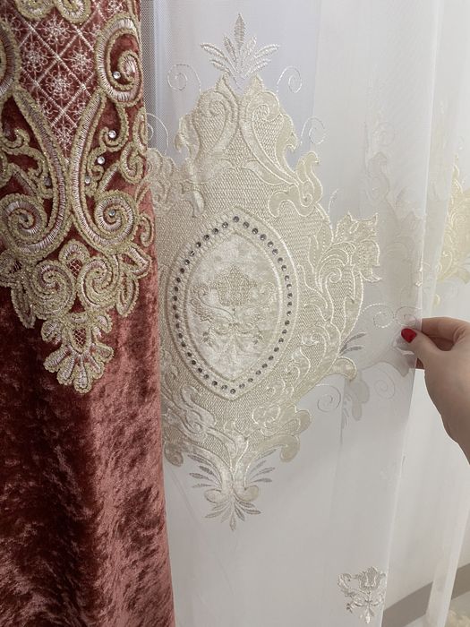 Продаются шторы с занавеской