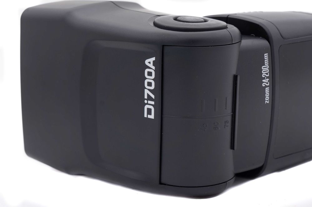 Blit Nissin Di700A patina Olympus, Panasonic  Micro Four thirds