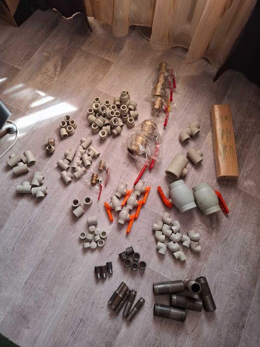 Фитинги, краны шаровые.