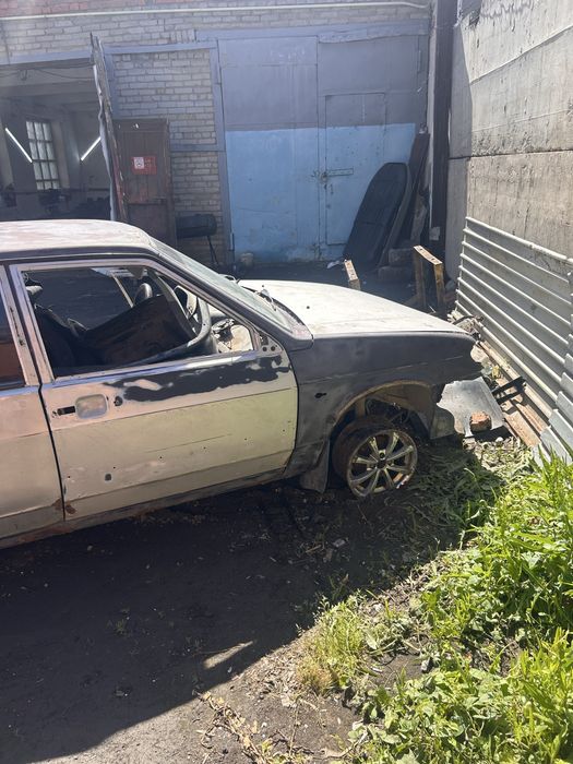 В разборе ваз 2115 12год