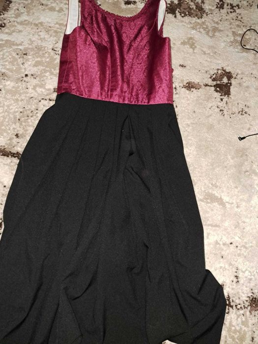 Rochie austriacă tradițională vintage