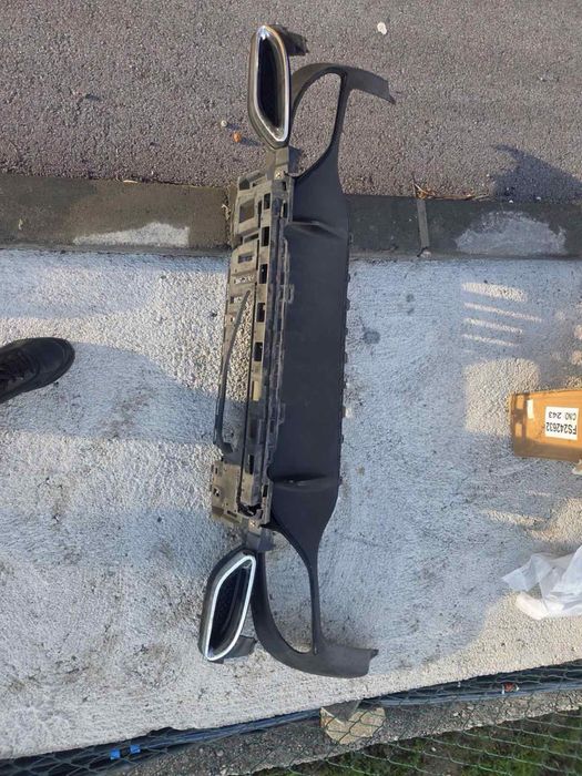 Спойлер с накрайници за Мерцедес