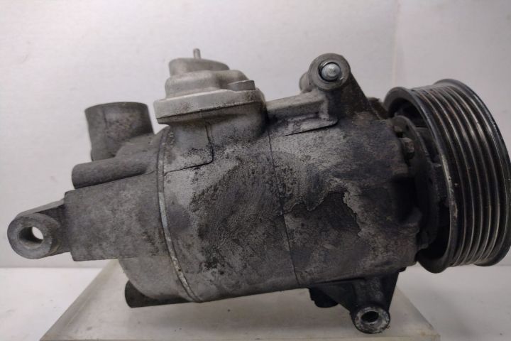 Compresor AC 5K0820803H Volkswagen VW Tiguan prima generatie 5N seria