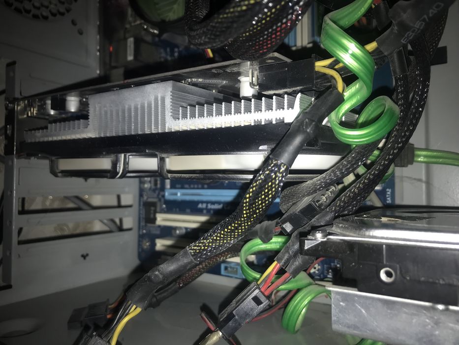 Продаётся настольный компьютер