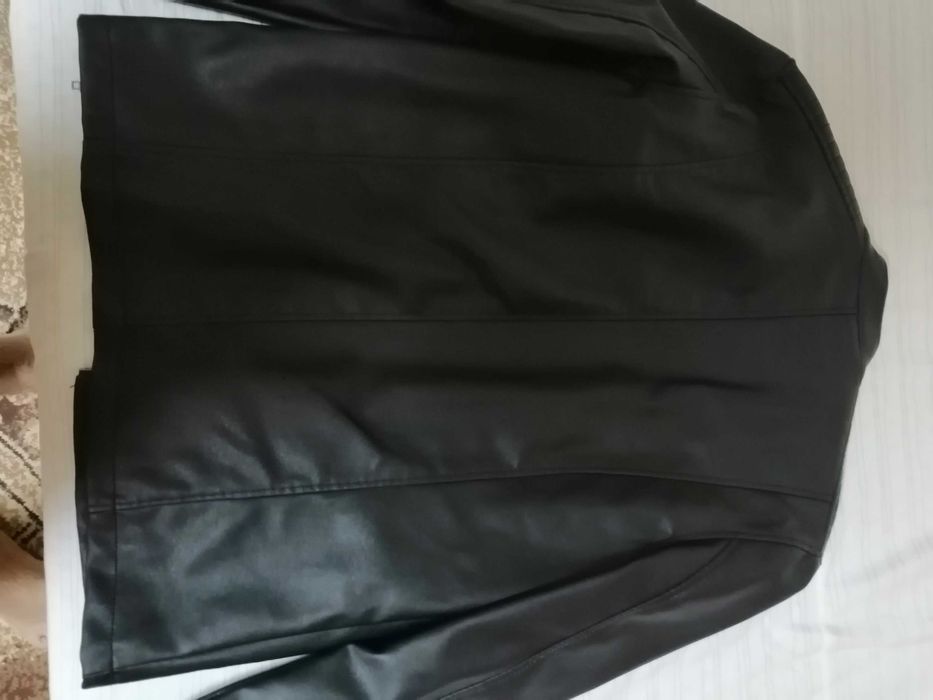 Яке от изкуствена кожа